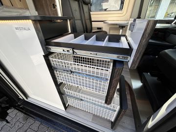 Westfalia Sven Hedin LIMITED LEDER 177PS ACC LED Markise