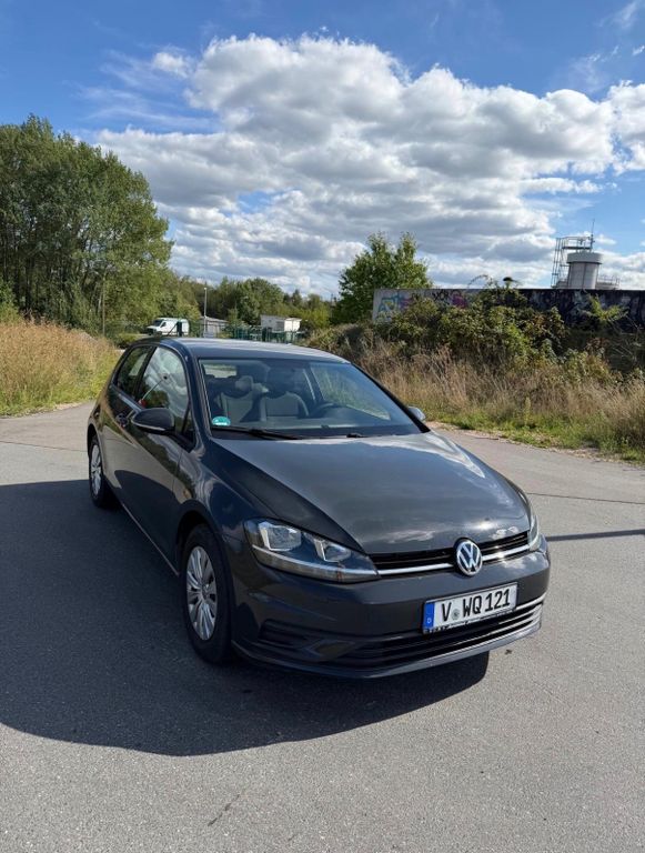Image of Volkswagen Golf