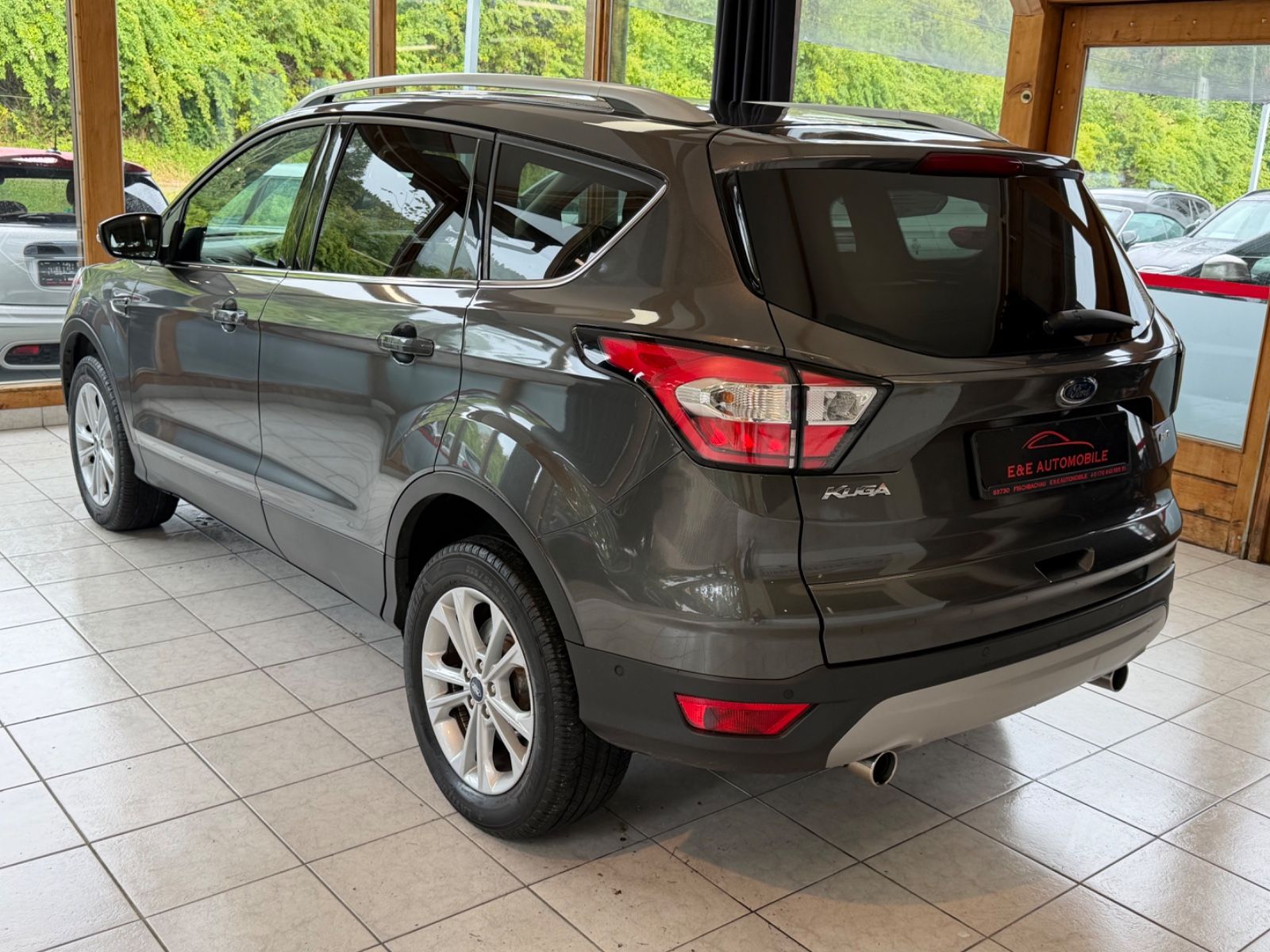 Ford Kuga Titanium |4X4|R-CAM|AUTOMATIK|AHK|LEDER| imagem 3