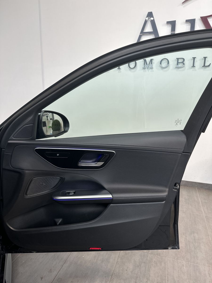 Fahrzeugabbildung Mercedes-Benz C 220d T AMG-Line 4Matic NAV+LED+ACC+HUD+PANO+PP