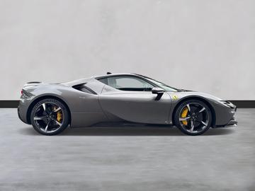 2022 Ferrari SF90 照片 6