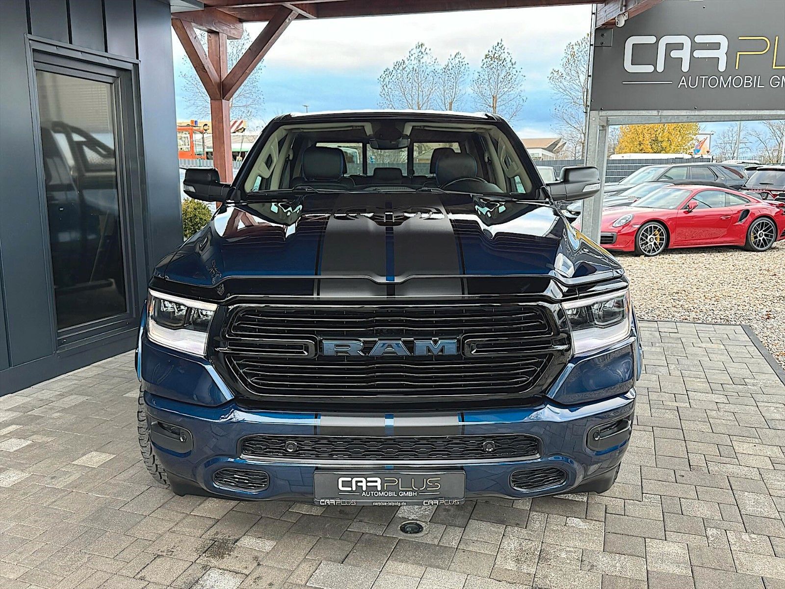 Fahrzeugabbildung Dodge RAM 5.7 V8 HEMI NightEdition OFFROAD CrewCab 4x4