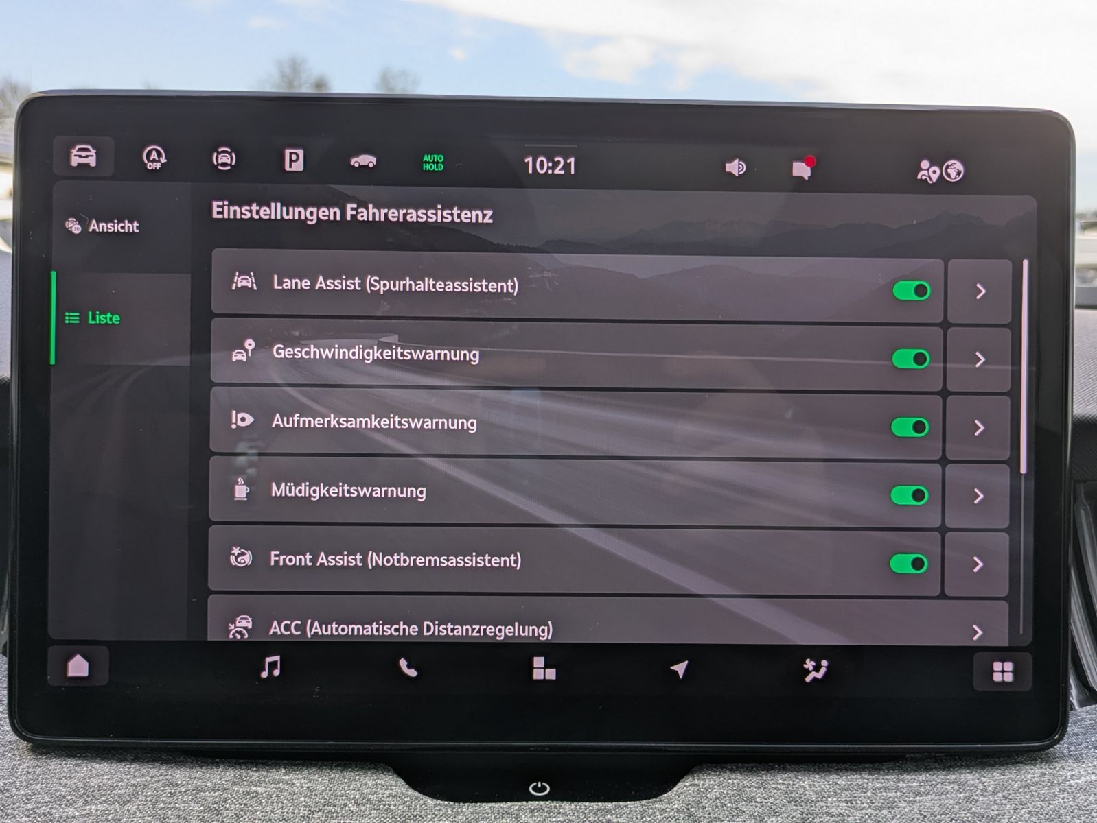 Fahrzeugabbildung SKODA Superb 2.0 TDI 4x4 Selection MATRIX*AHK*PANO*19"