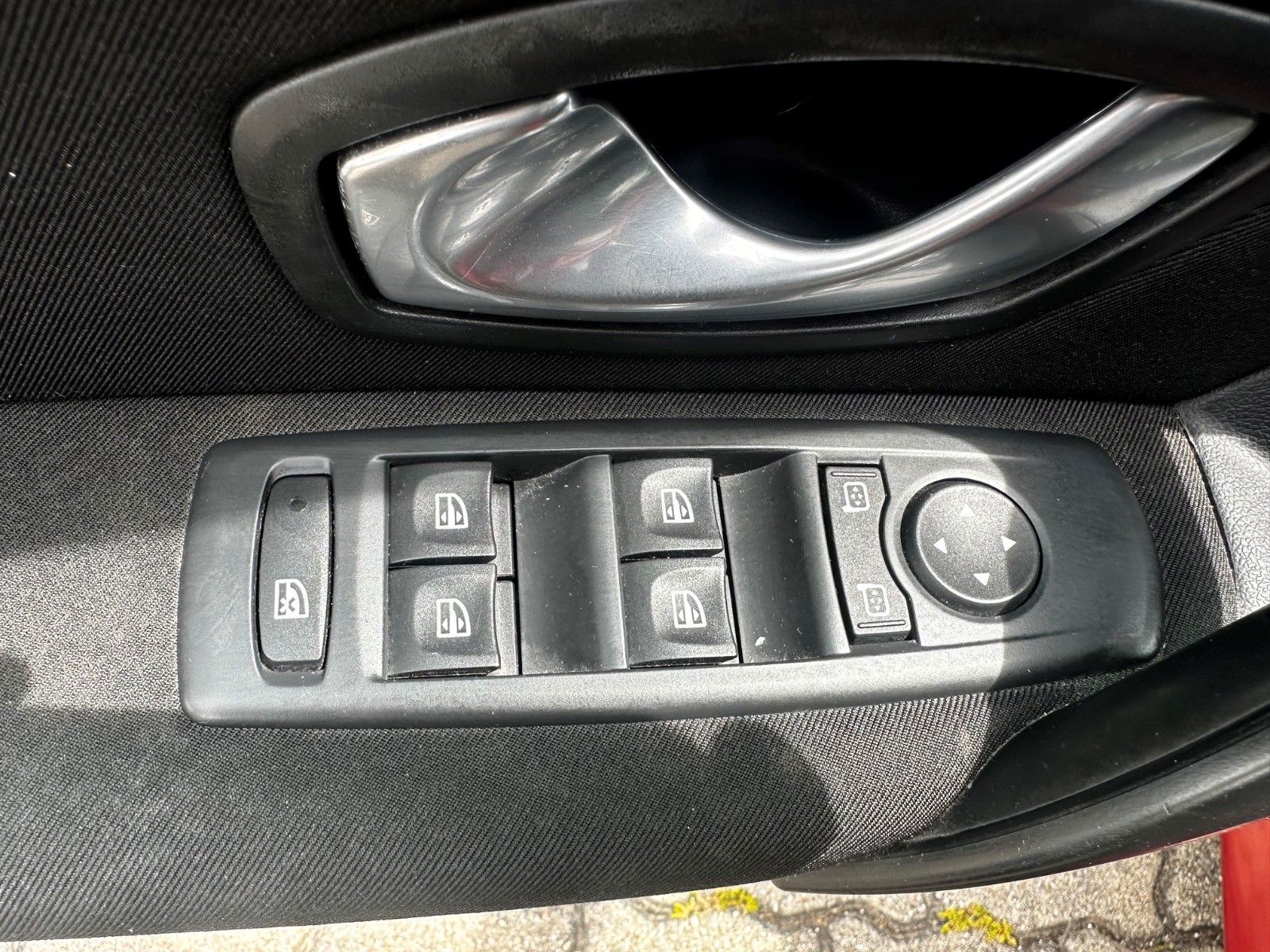 Fahrzeugabbildung Renault Laguna III Expression