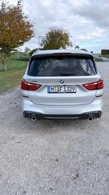 BMW 218 Gran Tourer 218d xDrive M Sport M Sport - silberne BMW 218 Gran Tourer