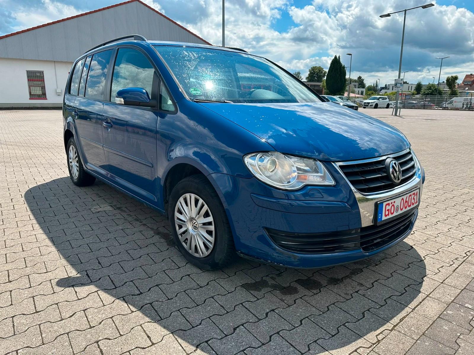 Volkswagen Touran Trendline 7-Sitzer
