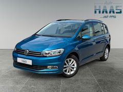 Fahrzeugabbildung Volkswagen Touran Comf. DSG Navi Sitzh Pano AHK Kamera
