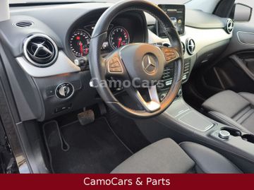 Mercedes B 220 - 8