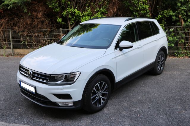 VW Tiguan 1.4 TSI Comfortline*AHK*SH*GJR*2. Hand