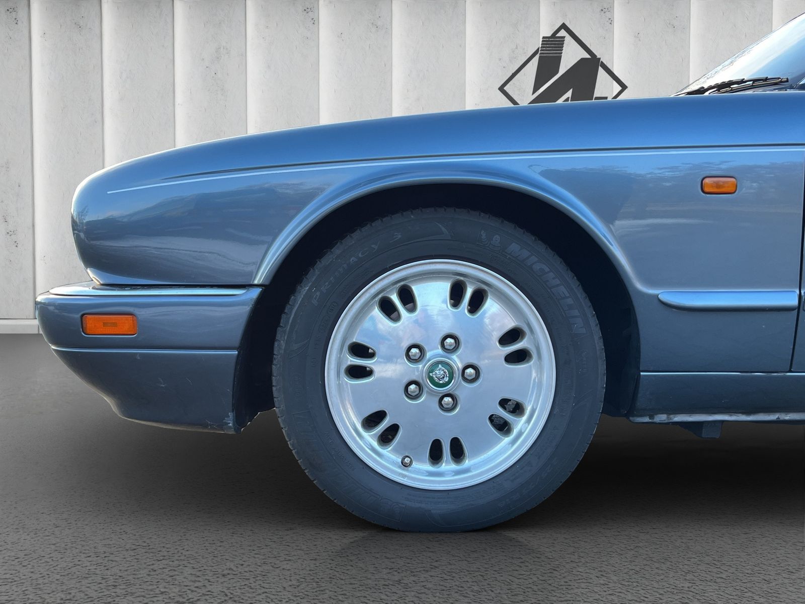 Fahrzeugabbildung Jaguar XJ X300 LWB**Standheizung**EIN ECHTER JAGUAR**