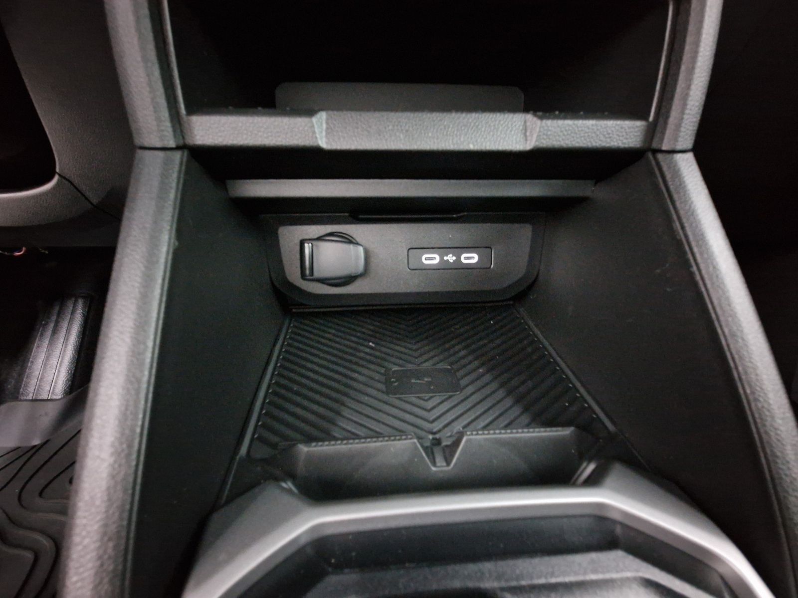 DACIA Duster  Extreme Hybrid 155 Winter 18-Zoll – Bild 26