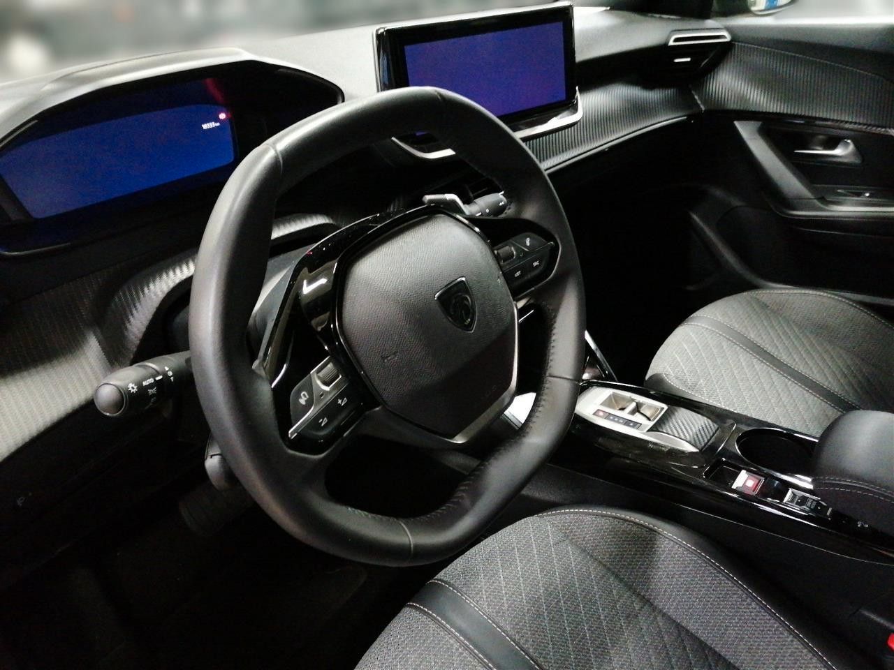 Fahrzeugabbildung Peugeot 2008 1.2 HYBRID ALLURE E-DSC NAVI/LED/SPORT/VIRT