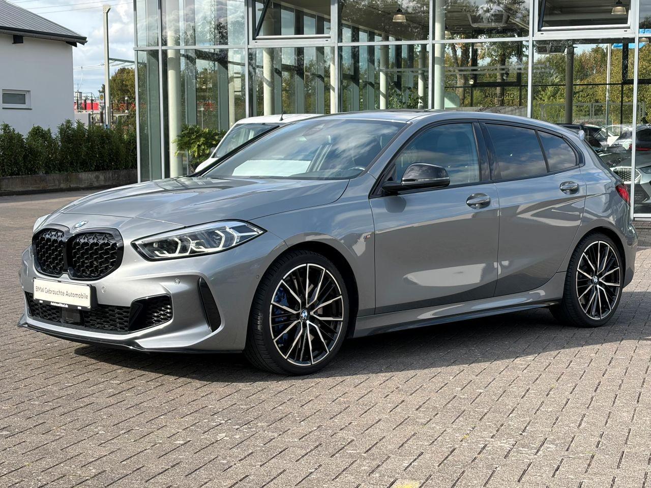 BMW M135 i xDrive Limousine Edition Colorvision