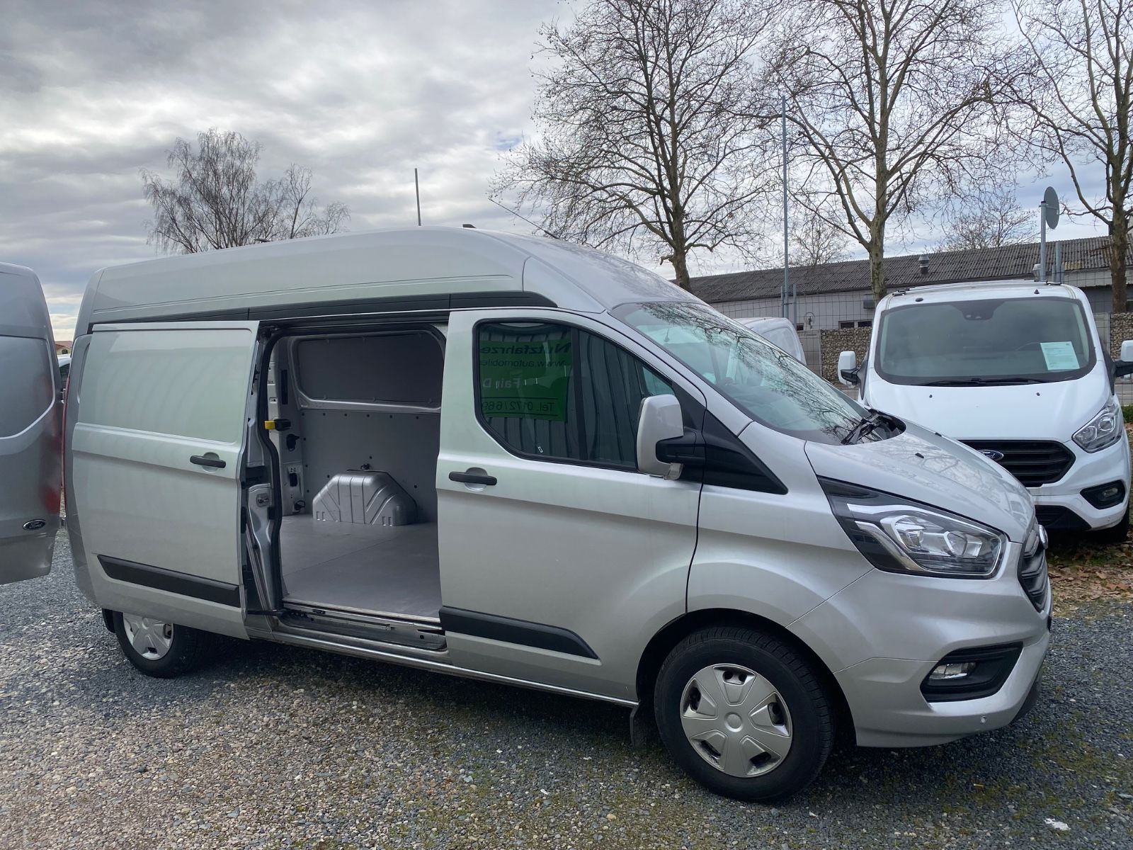Fahrzeugabbildung Ford Transit Custom Kasten 300 L2 H2Trend,AHK,SHg,