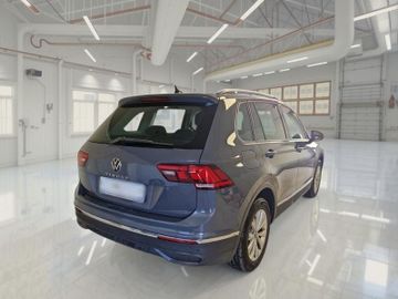 Volkswagen Tiguan - 4
