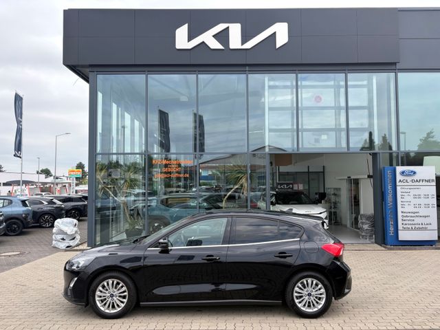 Ford Focus Titanium Kamera Schiebedach LED SHZ PDC