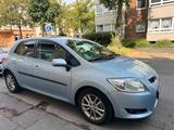 Toyota auris sehr gepflegter - Toyota Auris in Oberhausen