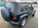 Jeep Wrangler V 6 - Jeep Wrangler in Oldenburg
