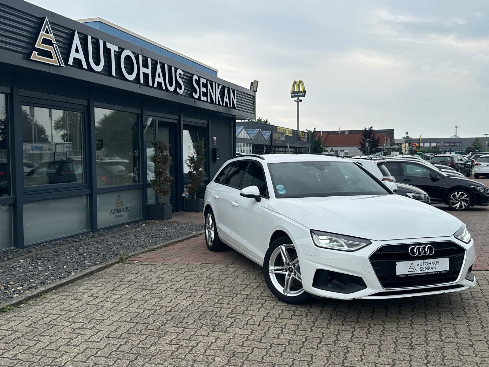 Audi A4 Avant 35 TDI S-LINE *R-CAM*AHK*HUD foto 1
