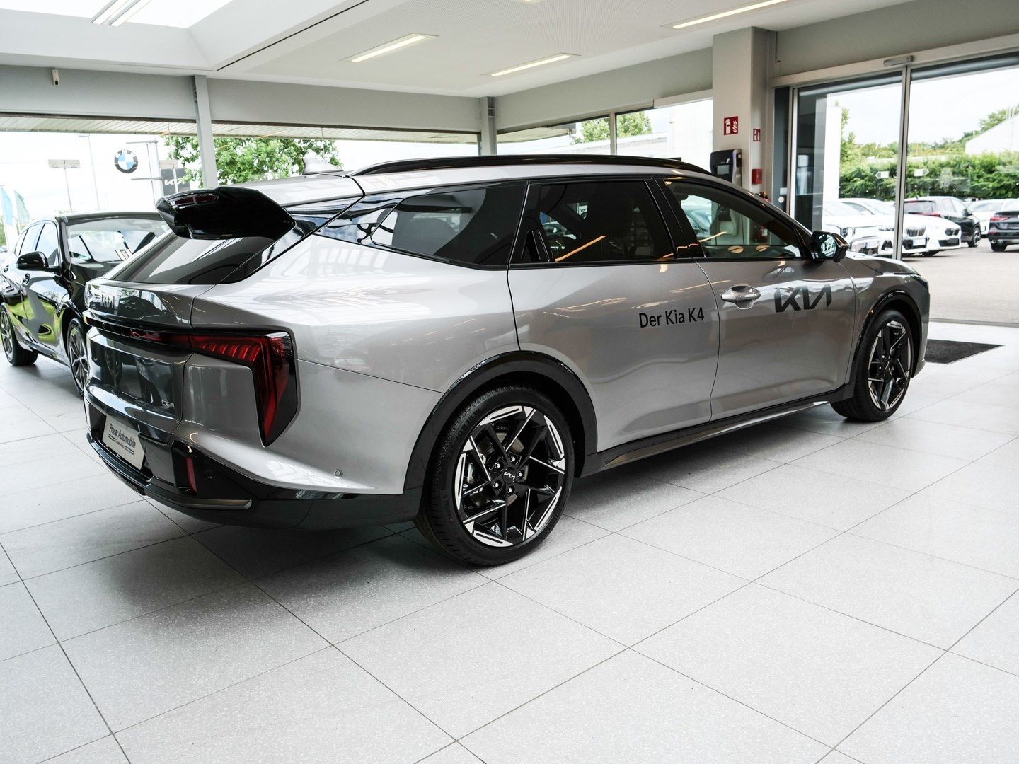 Kia K4 - Bild 2