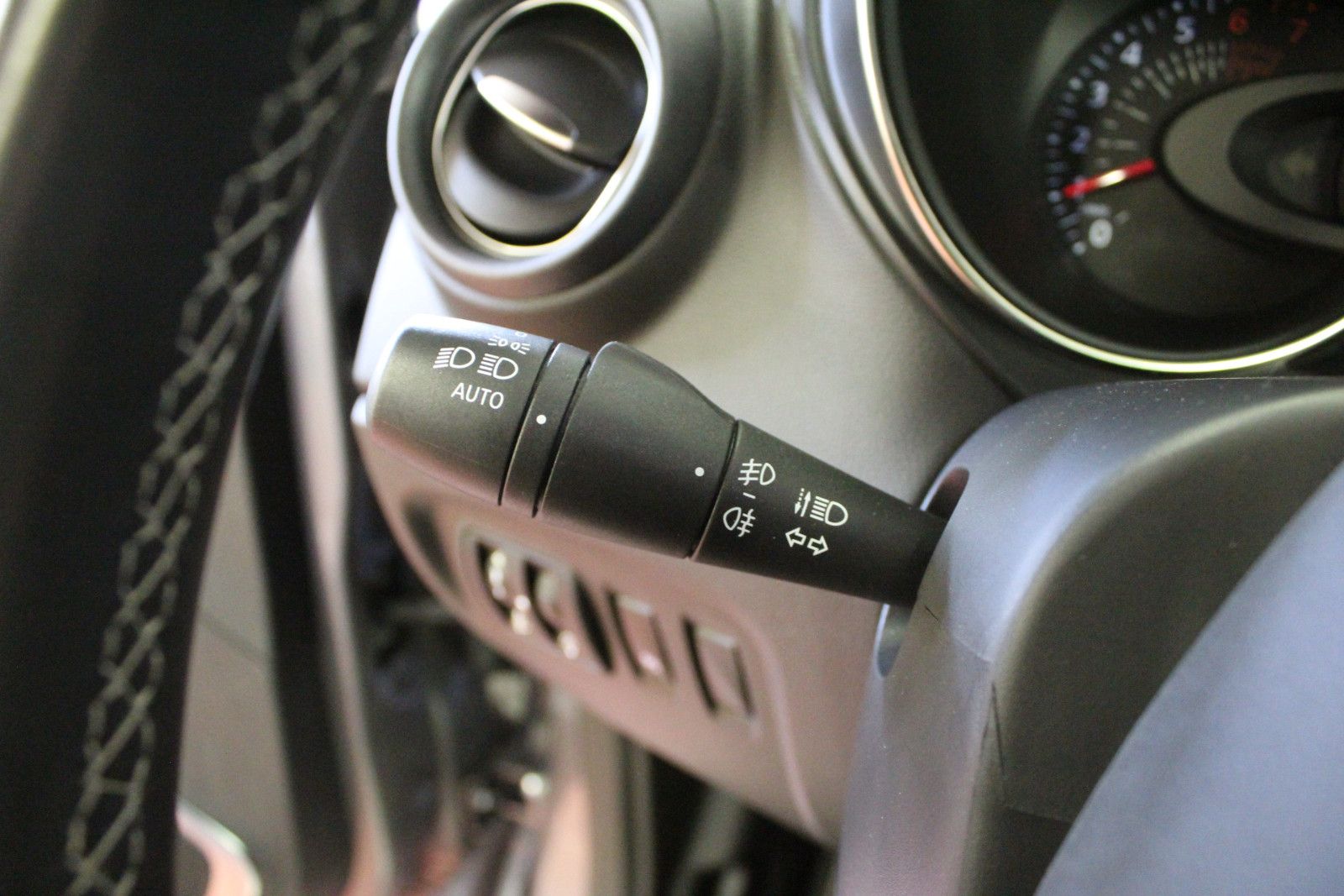 Fahrzeugabbildung Renault Captur TCe 150 EDC GPF Bose Edition