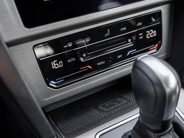 Volkswagen Passat Variant - 8