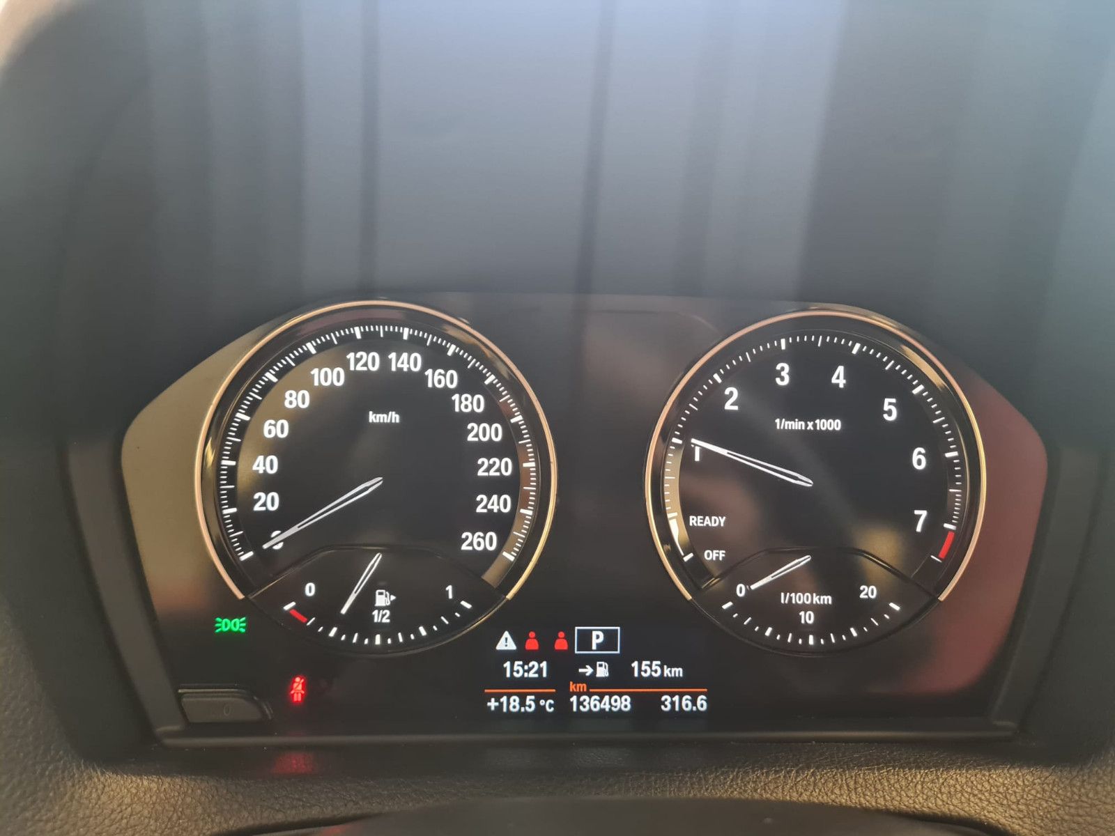 Fahrzeugabbildung BMW 220i Coupe Sport Line / NAVI / PDC / 1. Hand