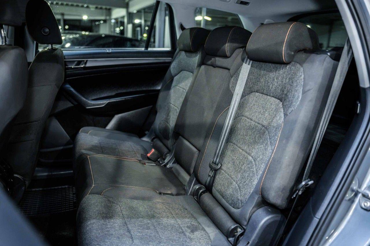 Skoda Kodiaq 2.0 TDI DSG Clever 4x4 AHK STAHZG 7-Sitze