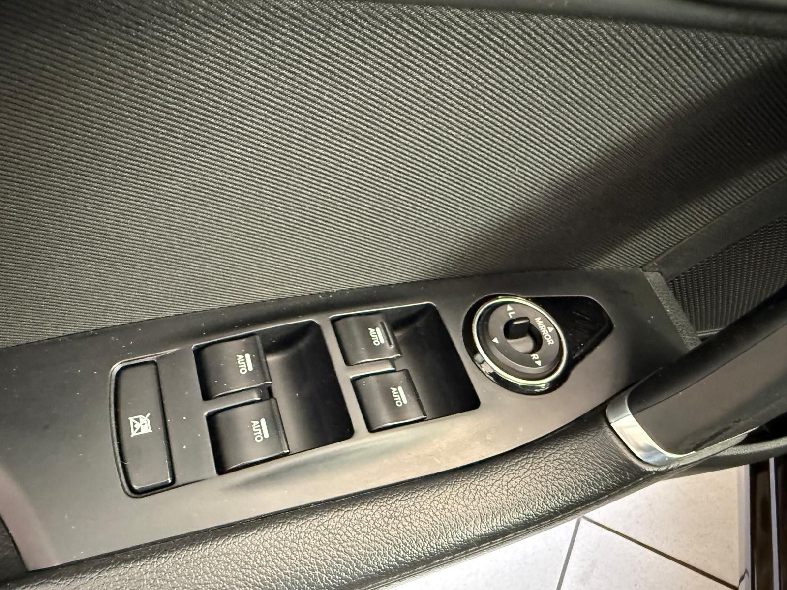 Fahrzeugabbildung Hyundai i40 cw blue Classic /AHK/8.FACH BEREIFT