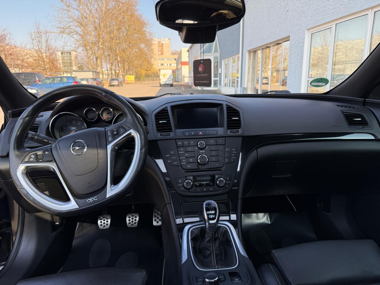 OPEL INSIGNIA A SPORTS TOURER OPC 4X4*PANORAMA | 325 ch | BVM