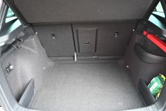 SKODA Karoq 1.5 TSI Sportline Navi CarPlay LED PDC