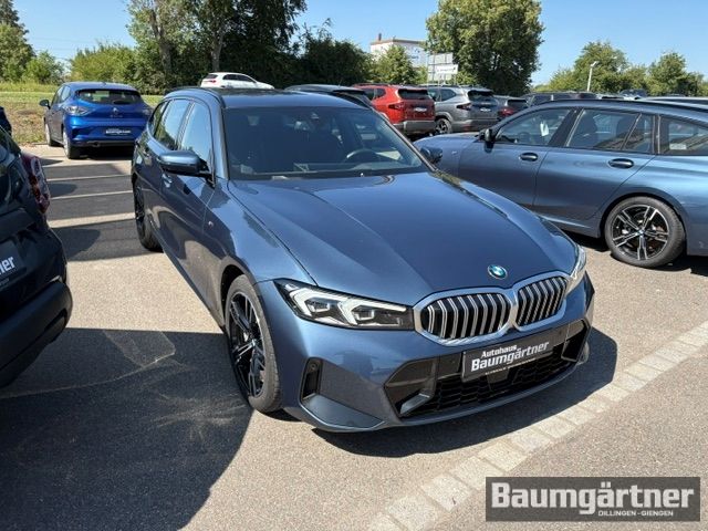 Fahrzeugabbildung BMW 330 i xDrive M-Sport Touring Kamera/ACC/Sitzh. - mit KI generiert/bearbeitet