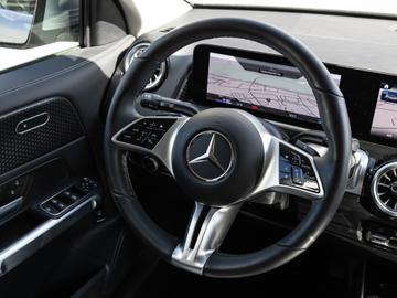 2025 Mercedes-BENZ EQB — миниатюра 11
