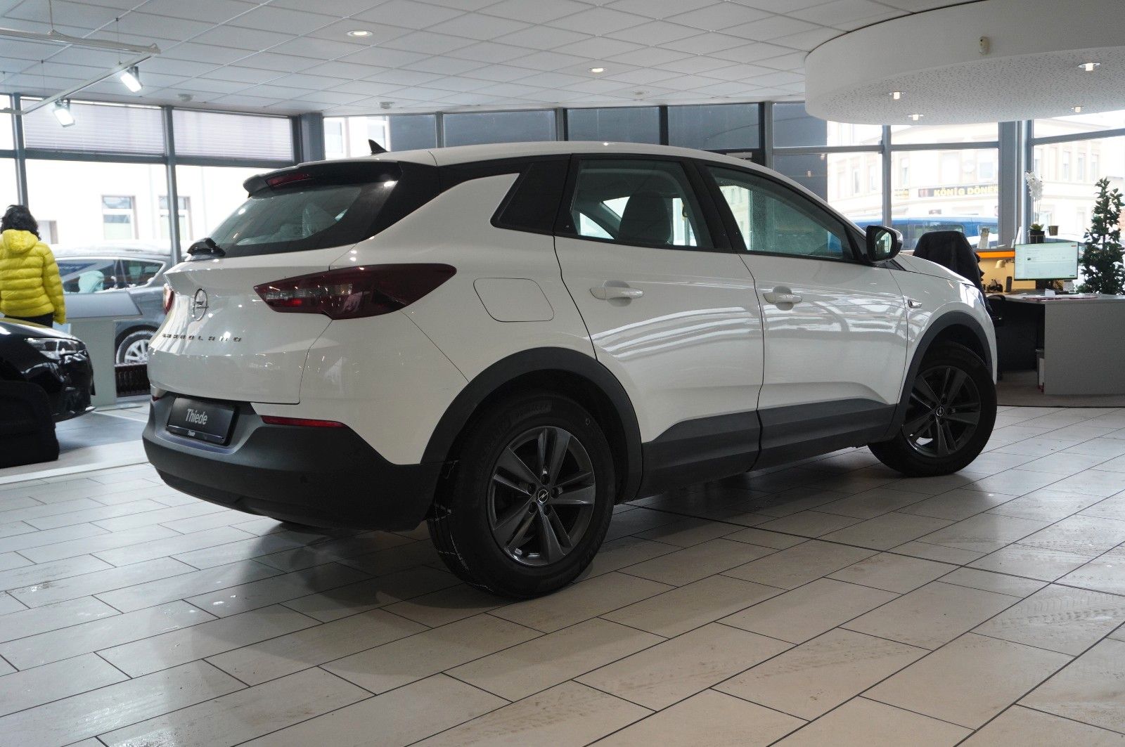 Fahrzeugabbildung Opel Grandland (X) 1.5D BUSINESS NAVI/LED/KAMERA/DAB