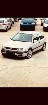 Volkswagen GTI Jubiläum Edition 20 Jahre - Volkswagen Golf: GTI 20 Jahre