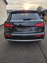 Audi Q5 2.0 TDI 140kW S tronic quattro sport sport - Audi Q5 von privat