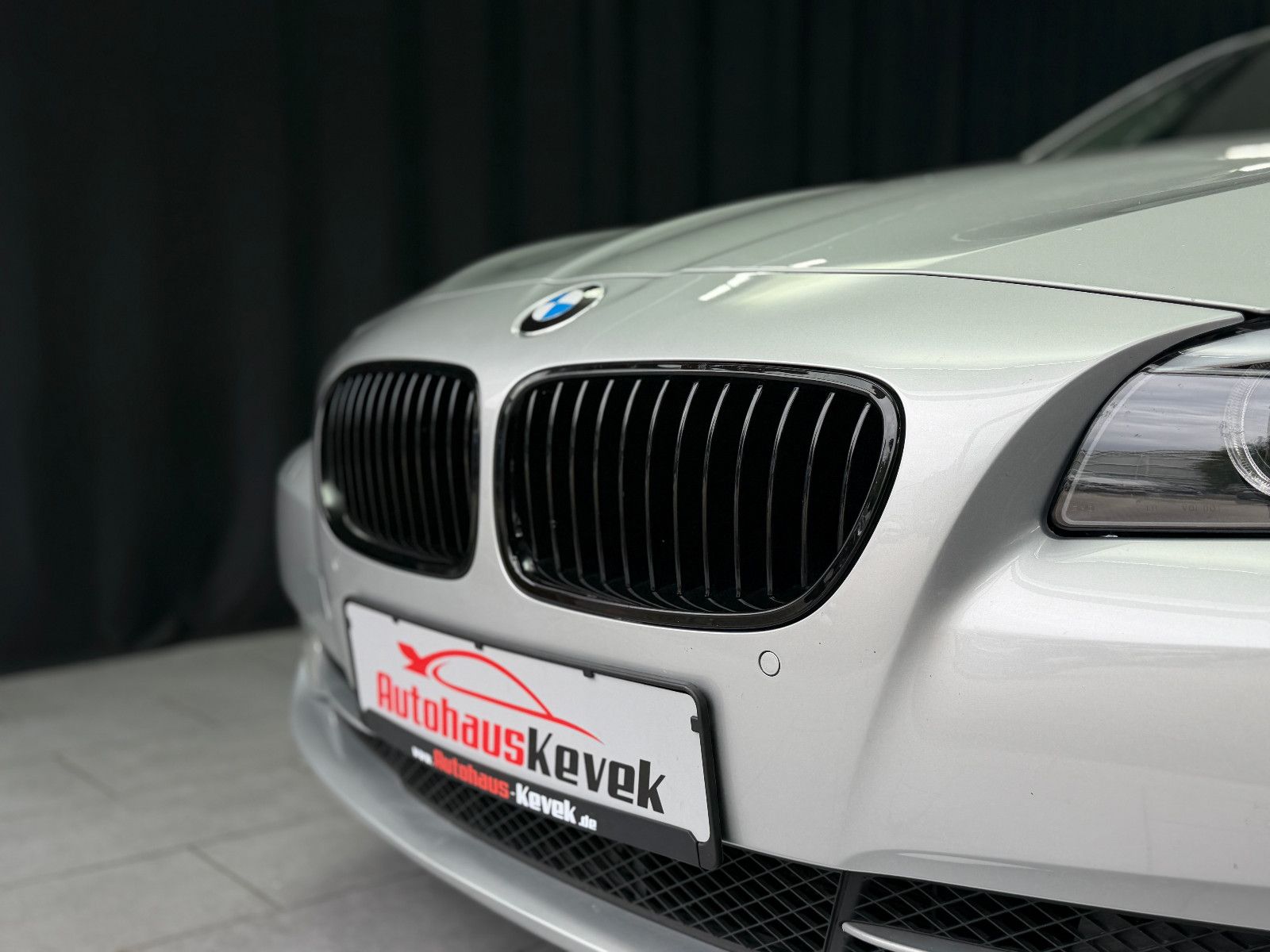 Fahrzeugabbildung BMW 530d Limousine |AUTOMATIK|PANO|NAVI|PDC
