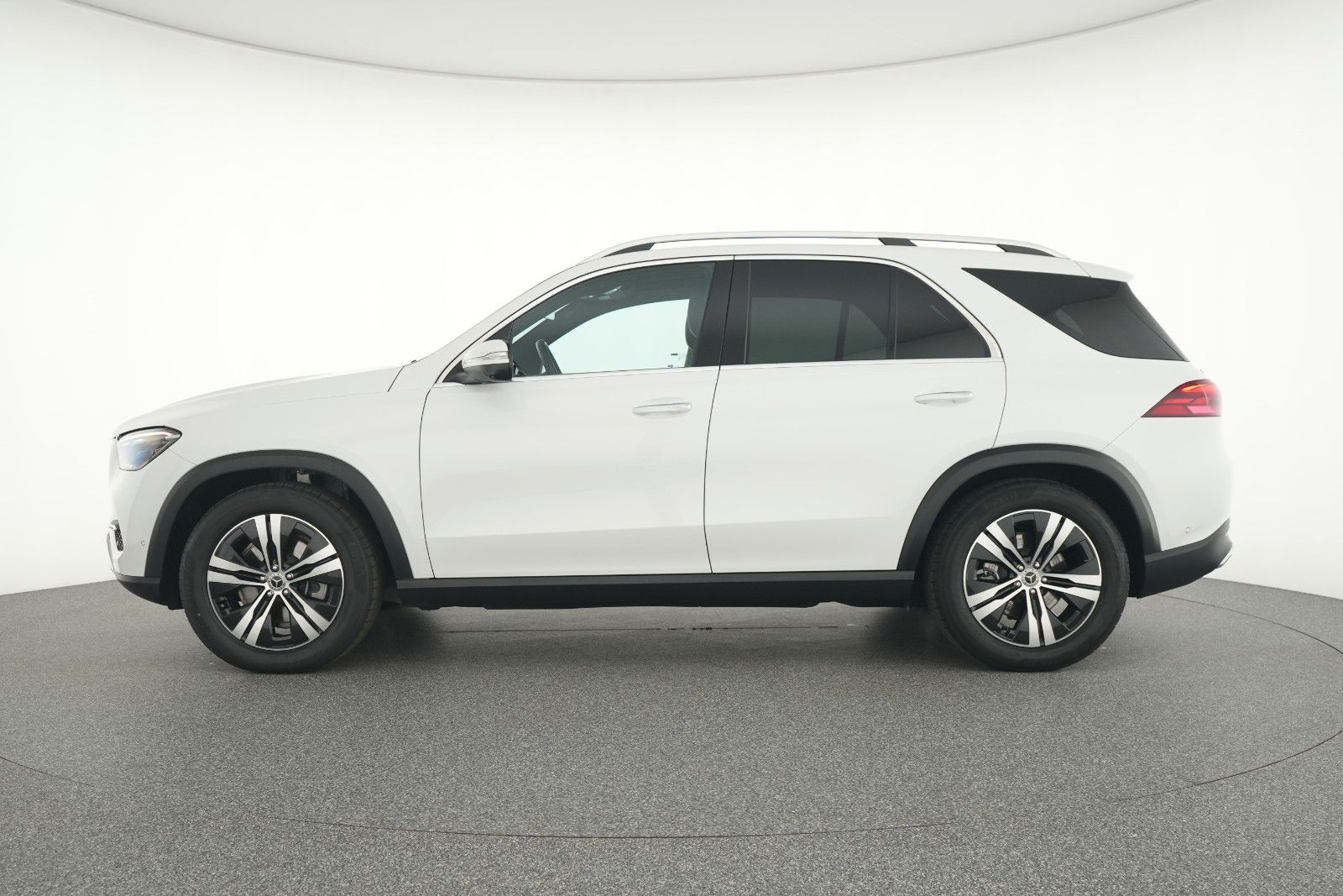 Mercedes-Benz GLE 300d 4M 7-SITZ PANO AIRM BUR HUD BELÜFT 360 foto 16