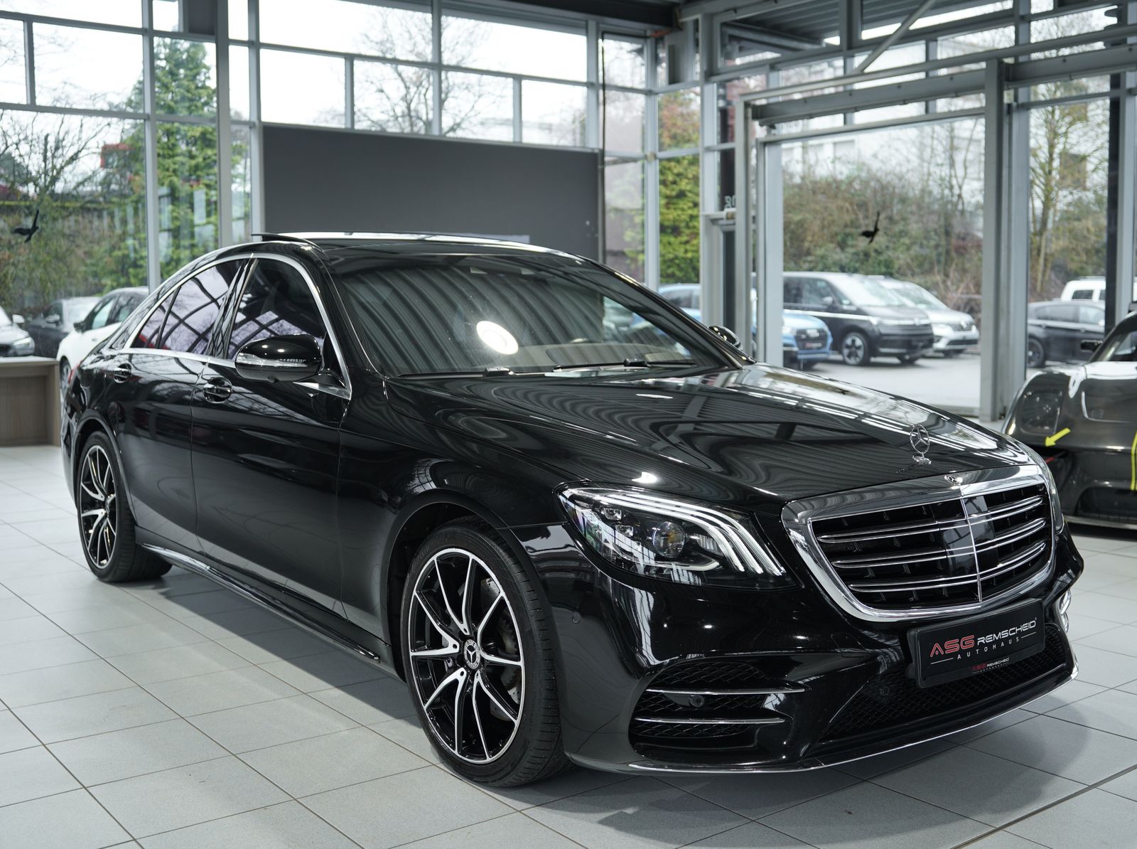 Mercedes Benz S 560