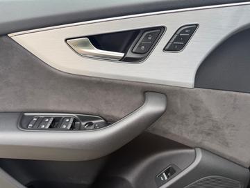 صورة مصغرة 26 لـ 2018 AUDI Q8