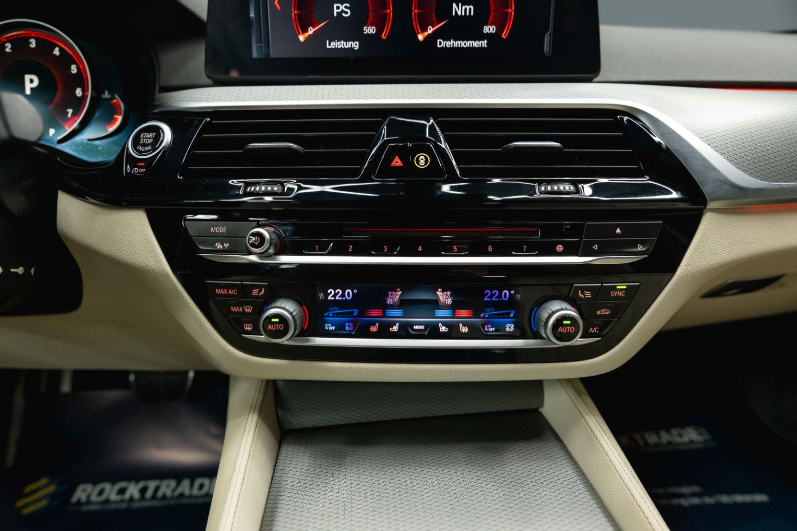 Fahrzeugabbildung BMW M550i xDrive Shadow Line | ACC | Massage | LED
