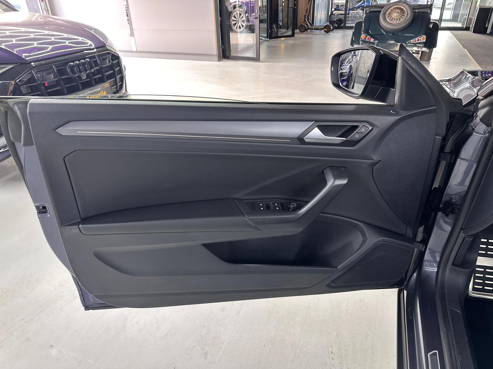 Volkswagen T-Roc Cabriolet R-Line 1.5TSI BLACKSTYLE/CAM/LED, миниатюра 13