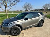 Land Rover Discovery Sport D180 AWD Automatik S S - Land Rover Discovery Sport: Von Privat