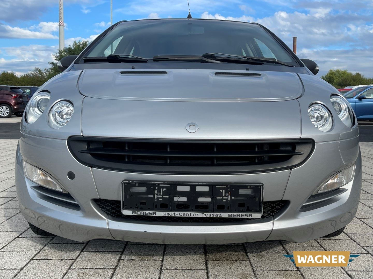Fahrzeugabbildung Smart forfour Klima Servolenkung Radio TÜV 07/2028