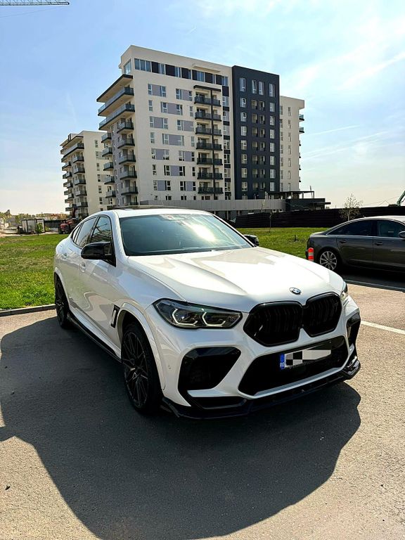 Image of BMW X6 M