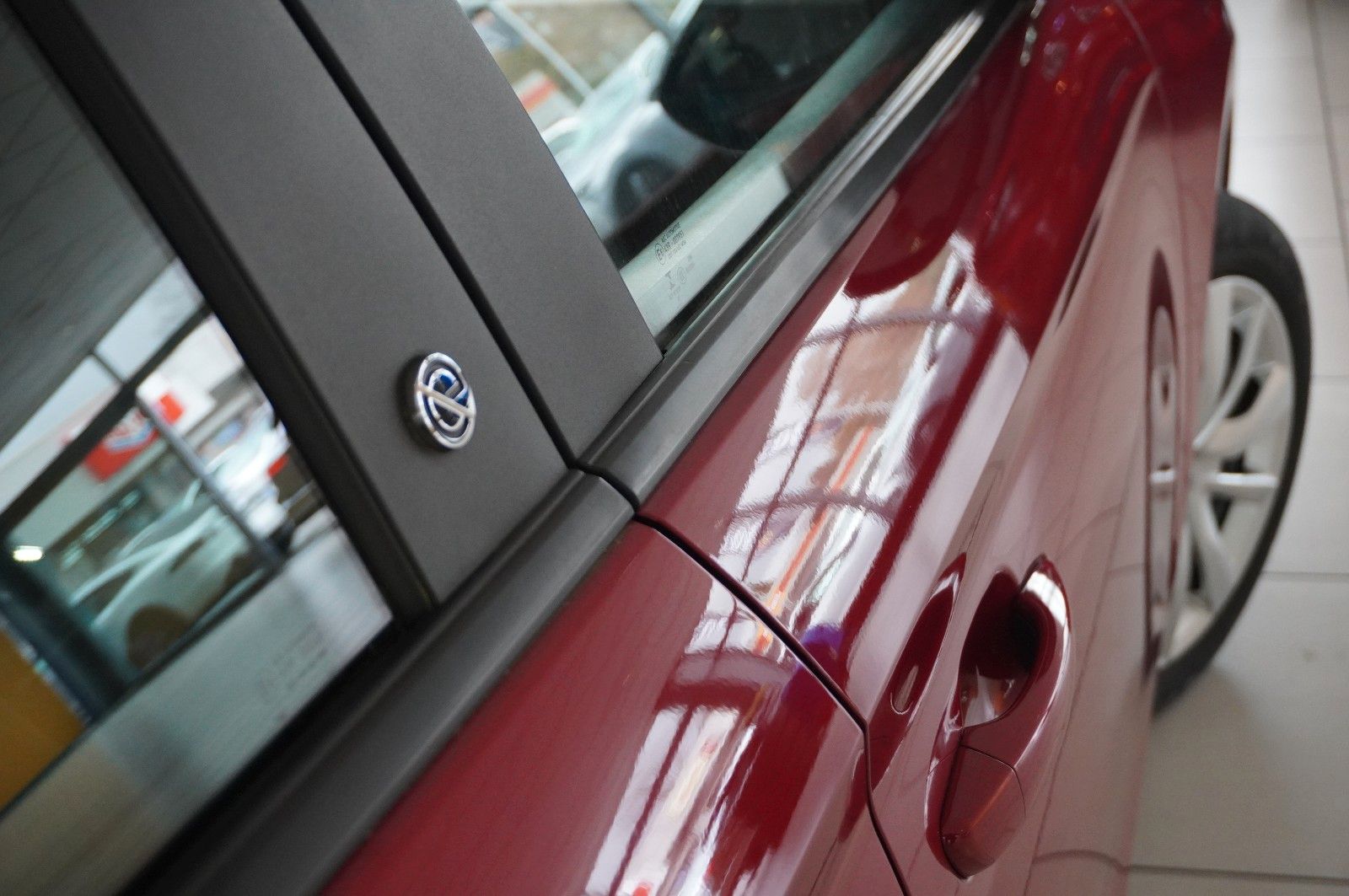 Fahrzeugabbildung Opel Corsa-e F EDITION 3-PHASIG NAVI/KAMERA/SHZ/DAB+