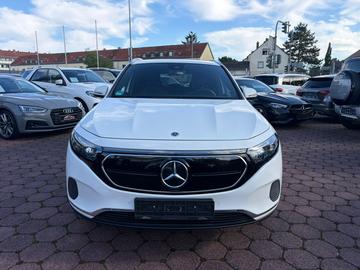 2021 Mercedes-BENZ EQA 照片 2