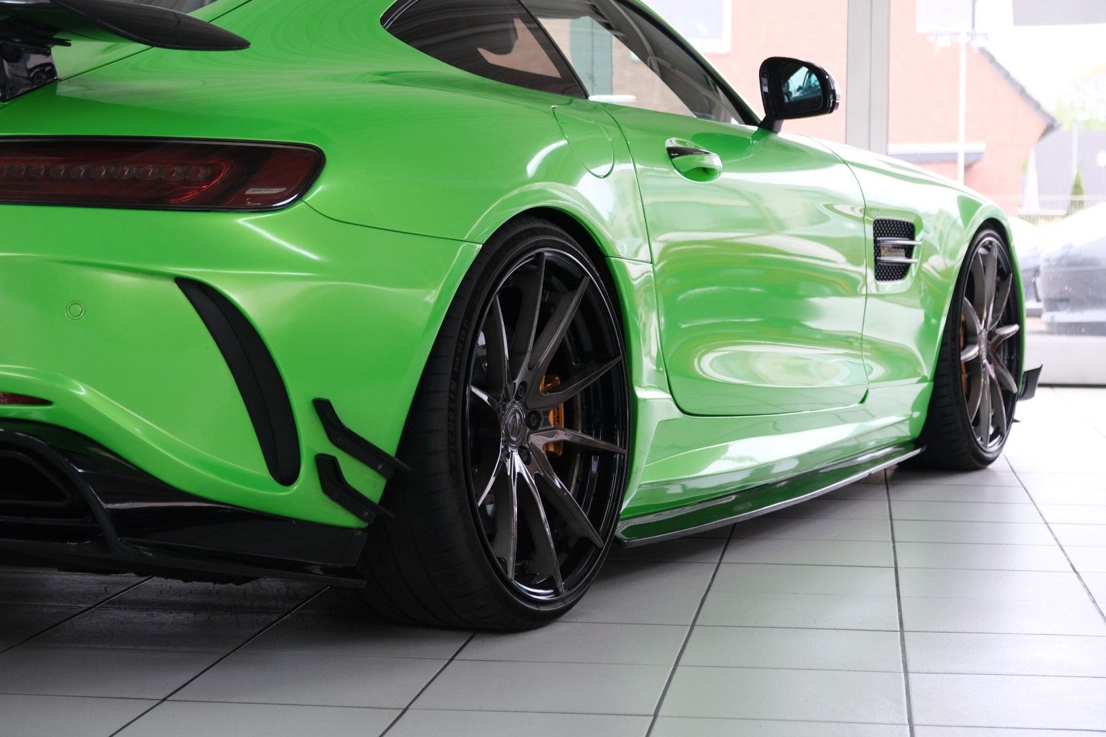 Fahrzeugabbildung Mercedes-Benz AMG GT S Coupe/Komplettumbau GT R/Unikat!
