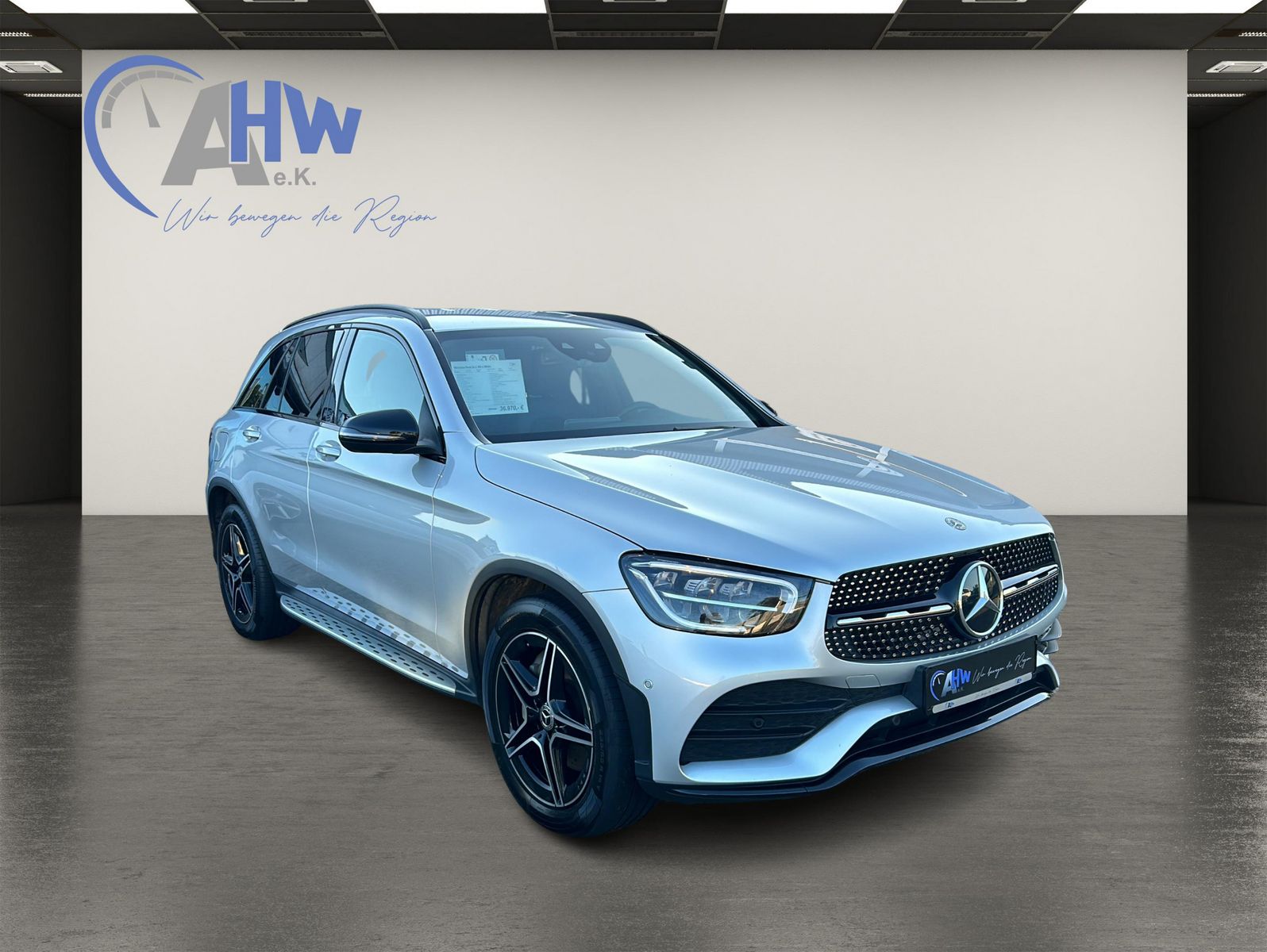 Fahrzeugabbildung Mercedes-Benz GLC 300 d 4Matic AMG Line