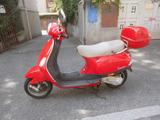 Vespa LX 50, 50 ccm mit Topcase - ROLLER 50CCM